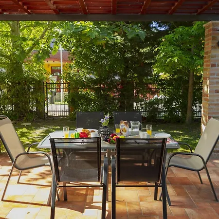 Casa de Férias Toscana By Interhome *